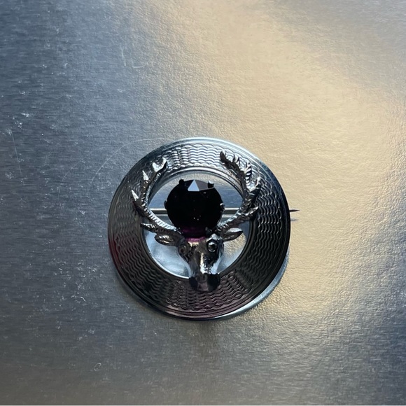 Mizpah Elk Silver Toned Faux Purple Gemstone  Brooch - Picture 2 of 6